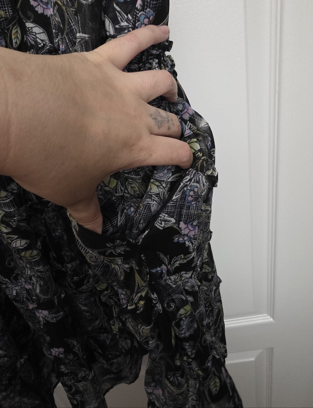 EUC Mini Lurex Chiffon Tiered Dress - Picture 10 of 10
